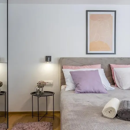Cozy Place & Anamarija Apartament *