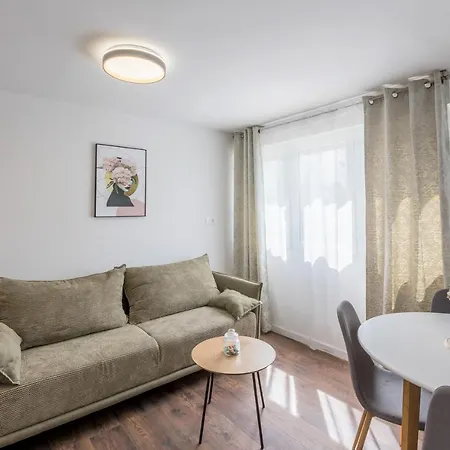 Apartament Cozy Place & Anamarija *